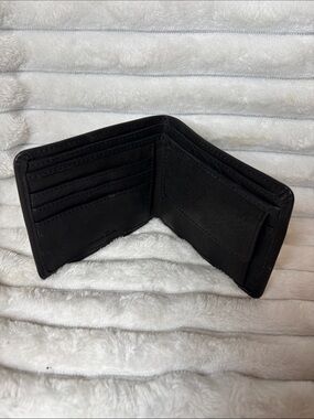 Massimo Dutti Leather Black Wallet EUC